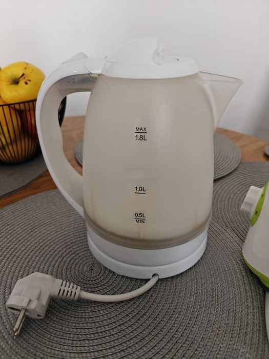 Електрическа кана Elite и блендер Ayco