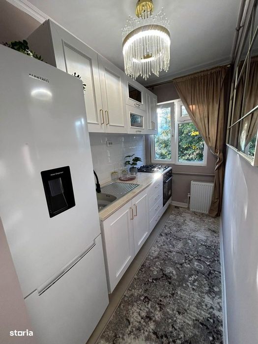 De vanzare apartament cu 2 camere, renovat,mobilat si utilat 53500euro