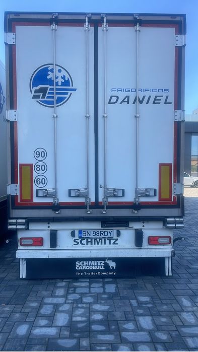 Semiremorca frigorifica Schmitz