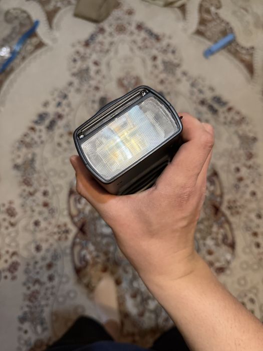 Вспышка Yongnuo 560 IV