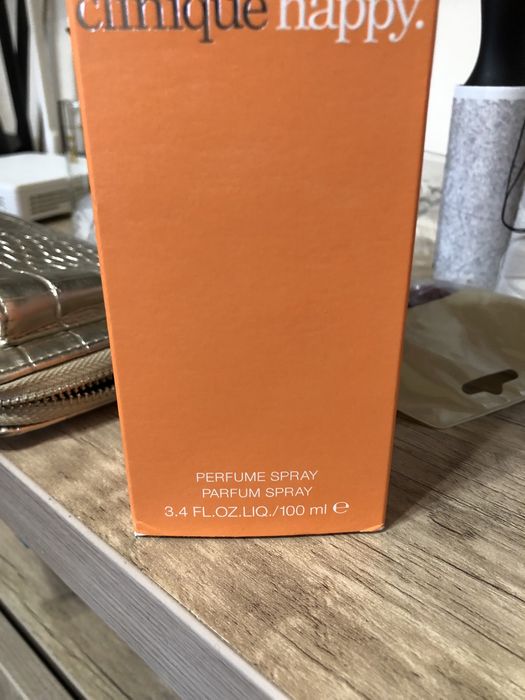 Продается Clinique Happy