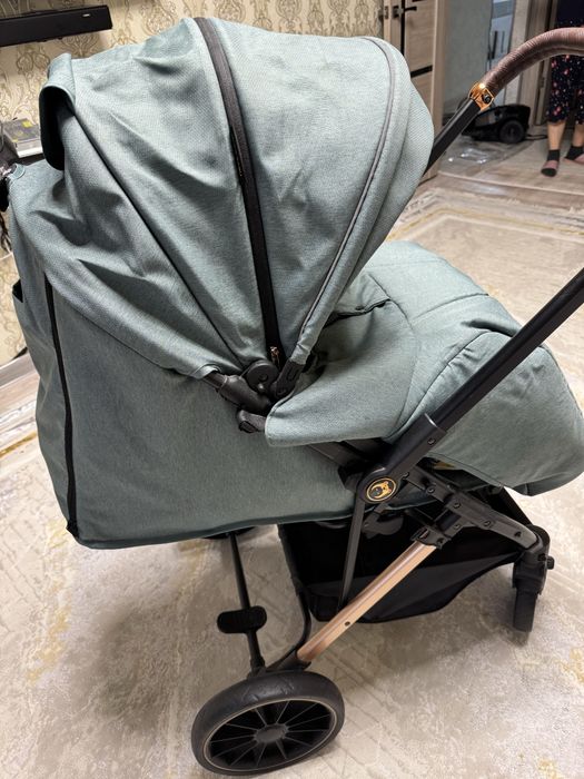 Продаю коляску в отличом состоянии