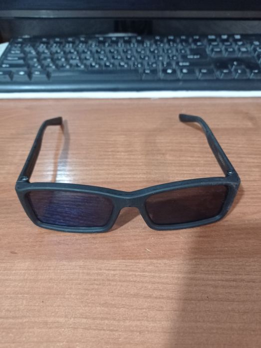 Продам 3d очки срочно