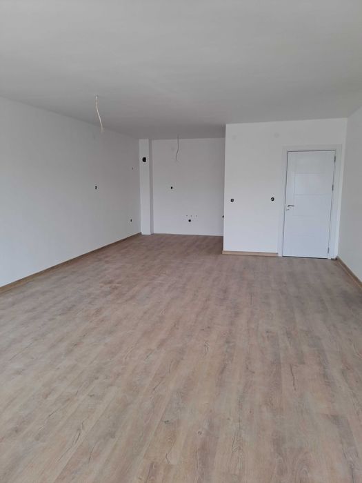 Продава се Двустаен апартамент в Плевен, Индустриална зона - 98 кв.м за 1150 €/кв.м - Снимка #1