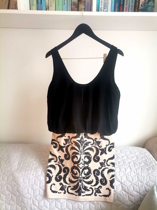 Нова елегантна рокля / Lipsy London