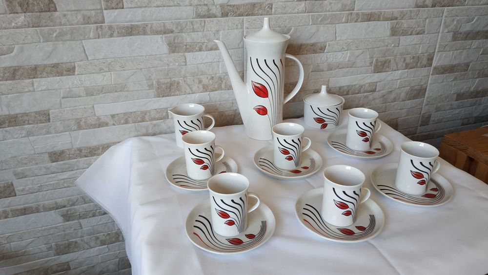 Чисто нов сервиз за кафе - 17 части  - Фаб. Дянко Стефанов (ДИАМАНТ)