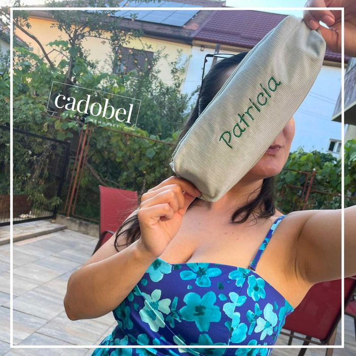 Penar sau Porfard brodat cu nume.