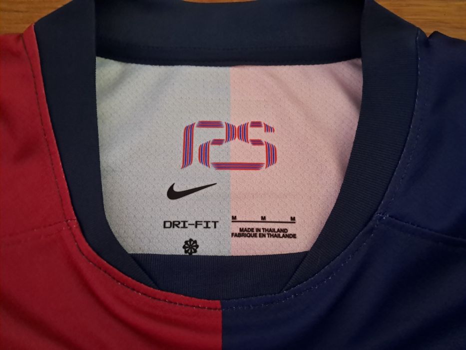 Фланелка Barcelona размер М Lamine Yamal