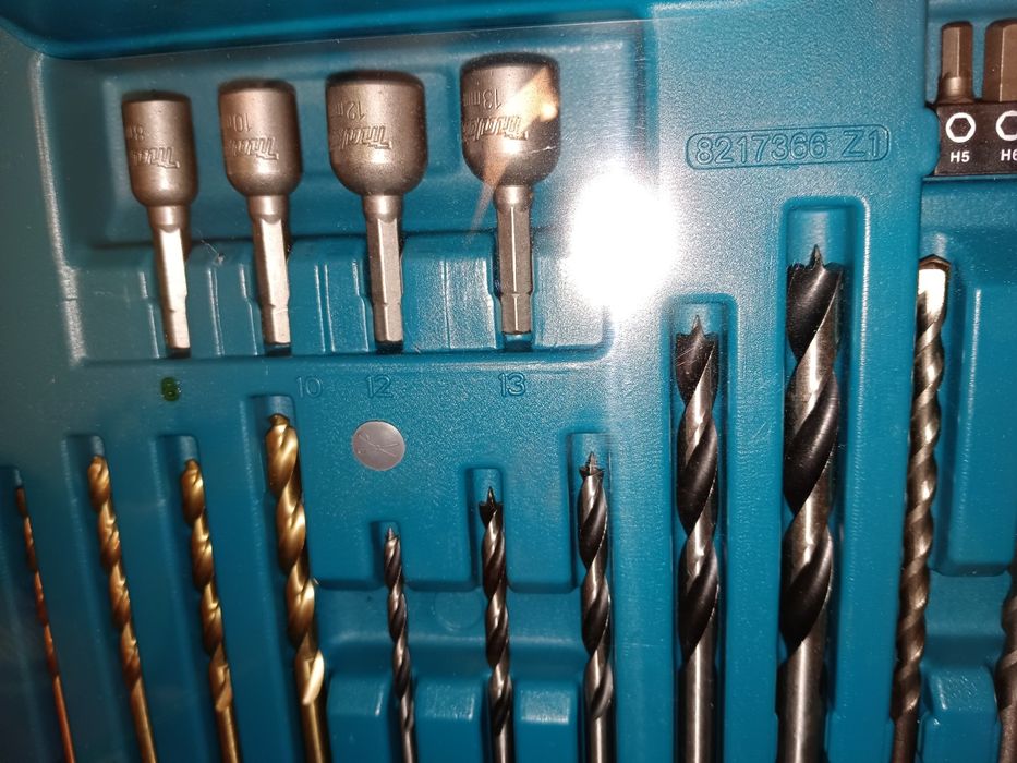 Оригинал Makita для Перфоратора кейс с оснасткой