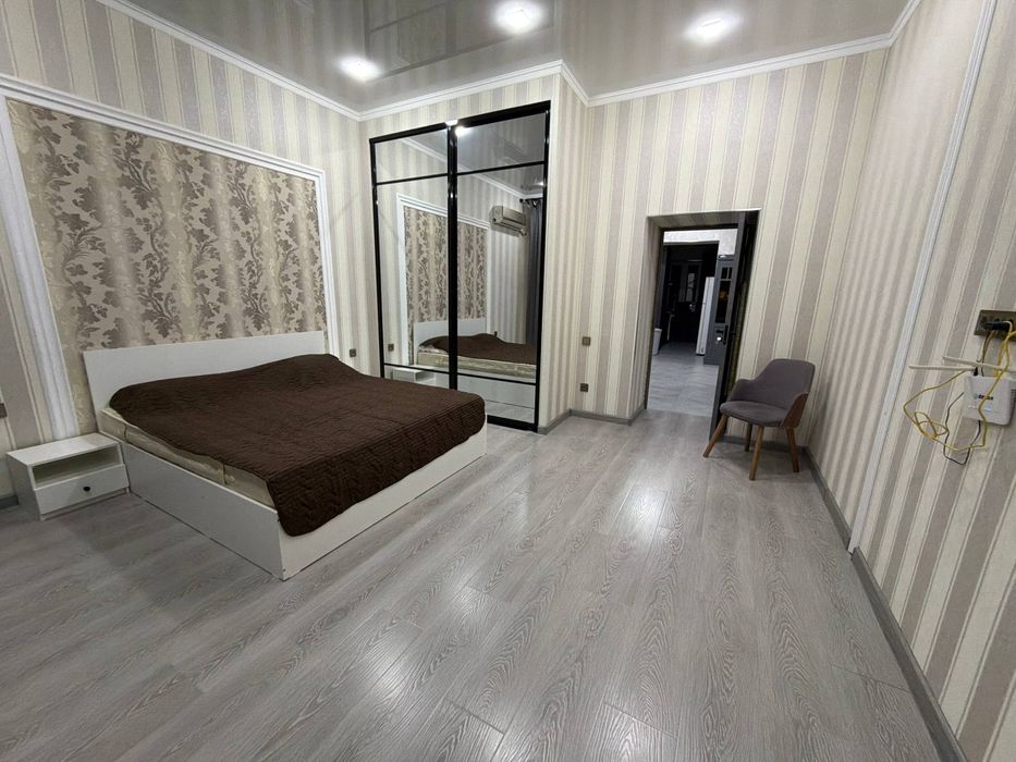 Дом 2 спальни Ц2 метро Абдуллы Кадыри