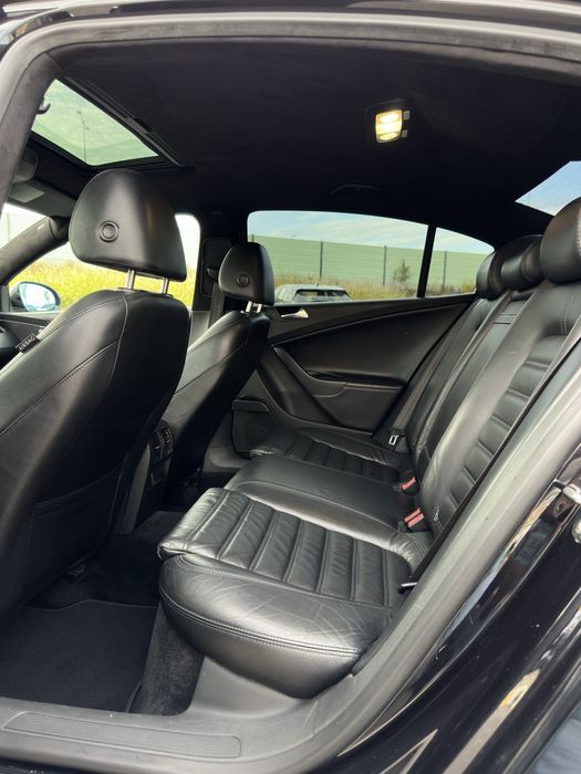 Volkswagen Passat 2.0 TDI DSG Highline Negru