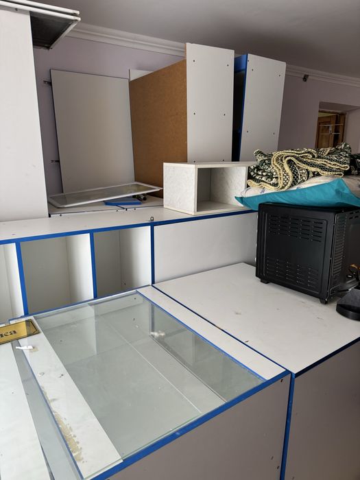 Ветрина для аптеки или для магазина