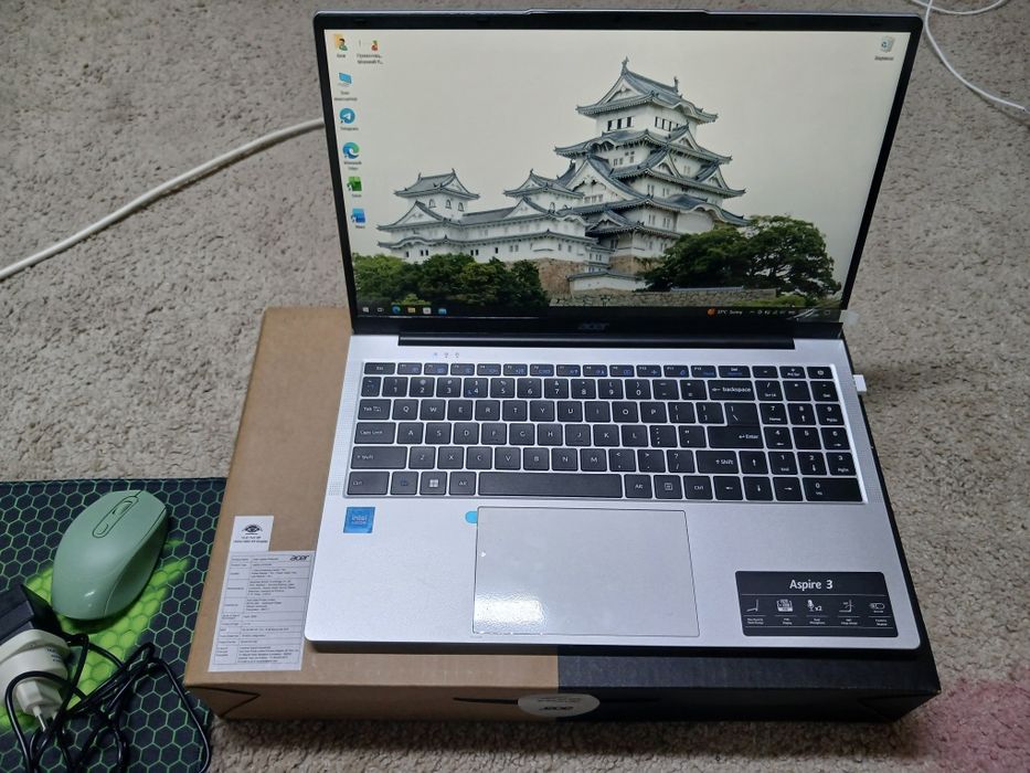 Noutbuk Acer aspire 3