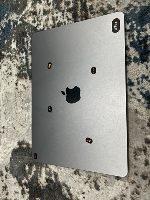 MacBook Air M2 8/256. 95% 112sikl
