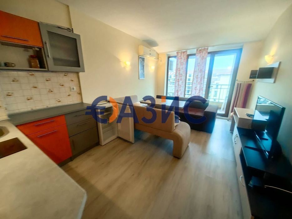 Продава се Тристаен апартамент в к.к. Слънчев бряг - 88 кв.м за 693 €/кв.м - Снимка #9