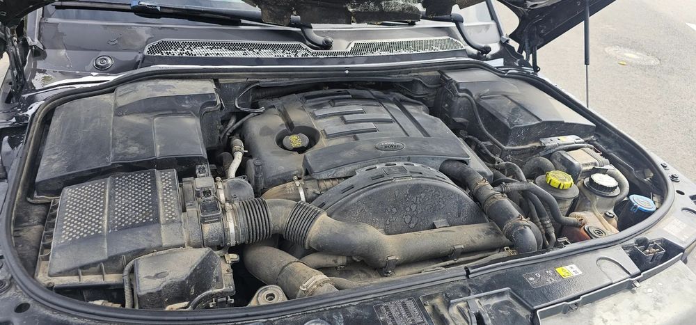 Land Rover Range Rover Sport 2010 diesel, 8.625 € — imagine 4