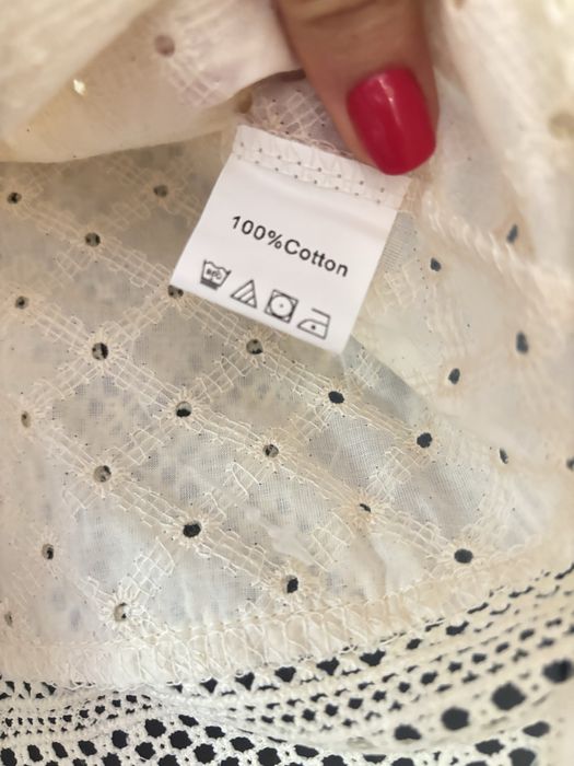 Camasa eleganta cu dantela si broderie - 100% bumbac  - noua