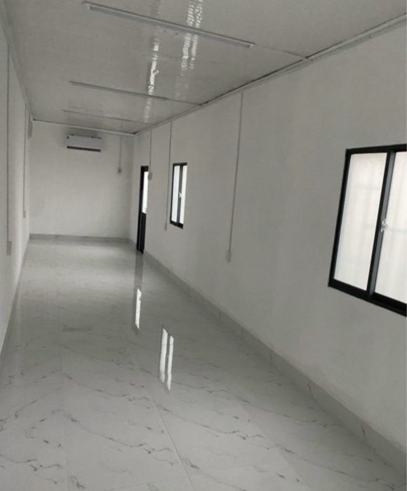 Vând containere stil casa din panouri sandwich