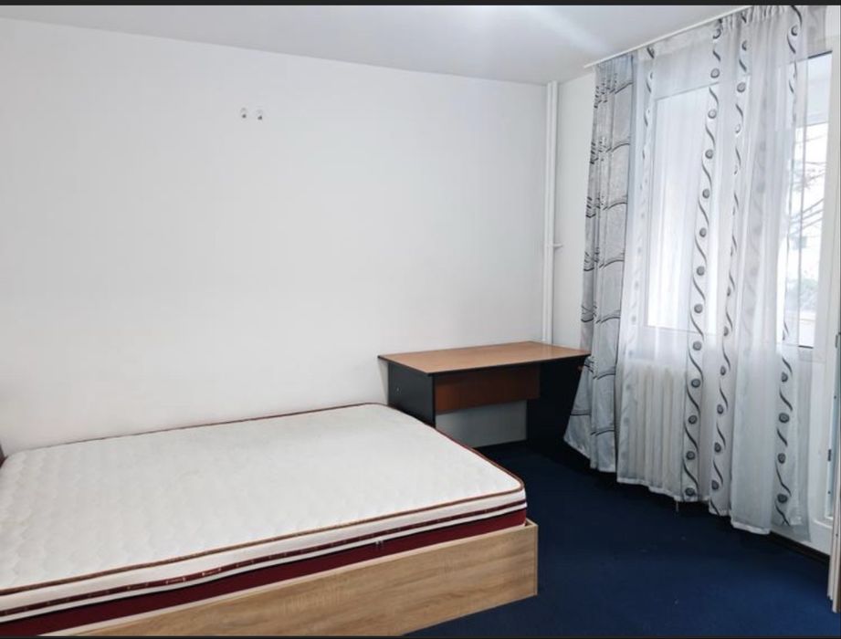 Apartament 4 camere Ozana,1 Decembrie.