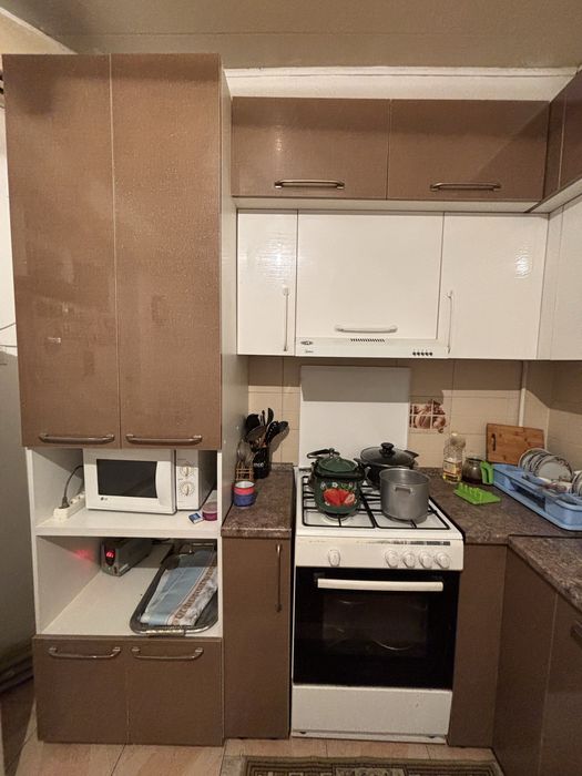 Продаю кухонный гарнитур