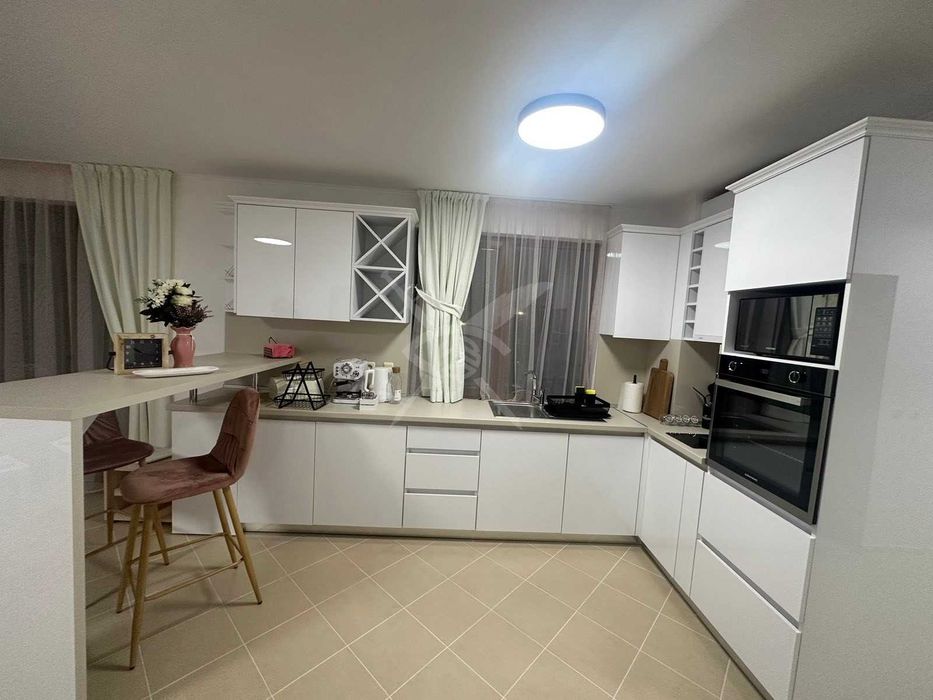 Тристаен апартамент в Ахелой 69390