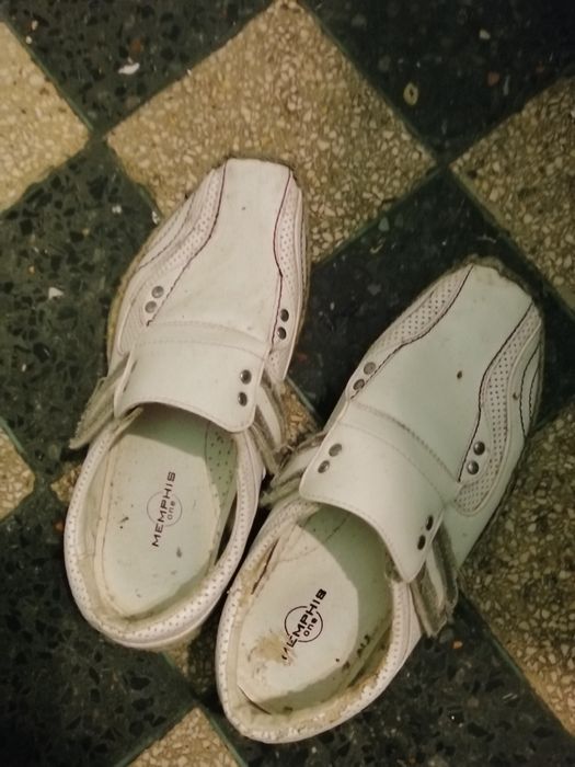 Pantofii bărbătești nr. 40