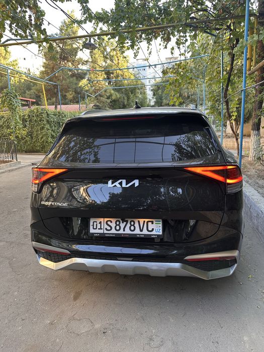 Kia Sportage черний 2024 срочна продаеться