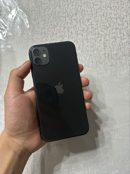 Айфон 11 128гб.