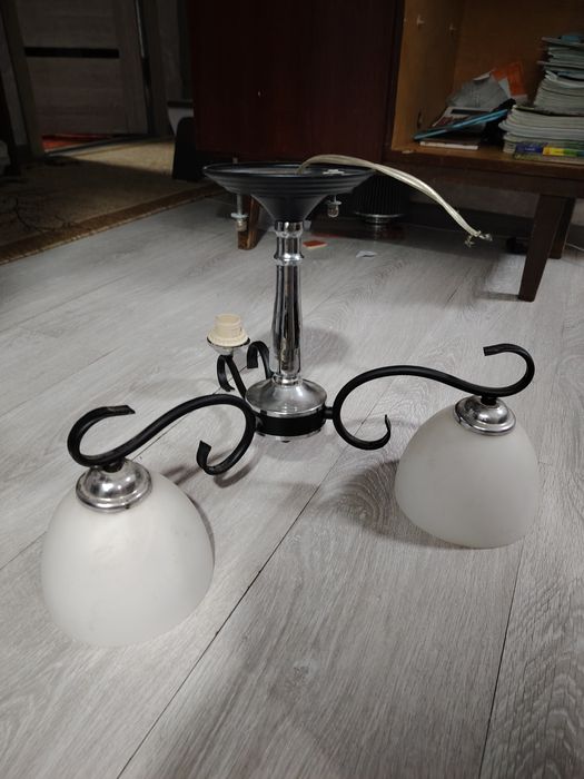 Продам люстру!!!