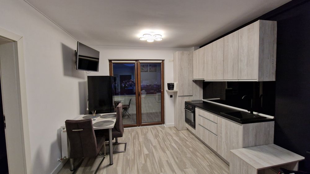 De inchirat Studio Cartierul Noua Kron towers