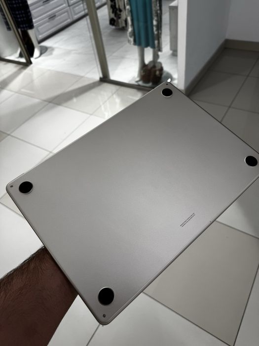 MacBook Air 15,3 M2/8GB/256GB/94%