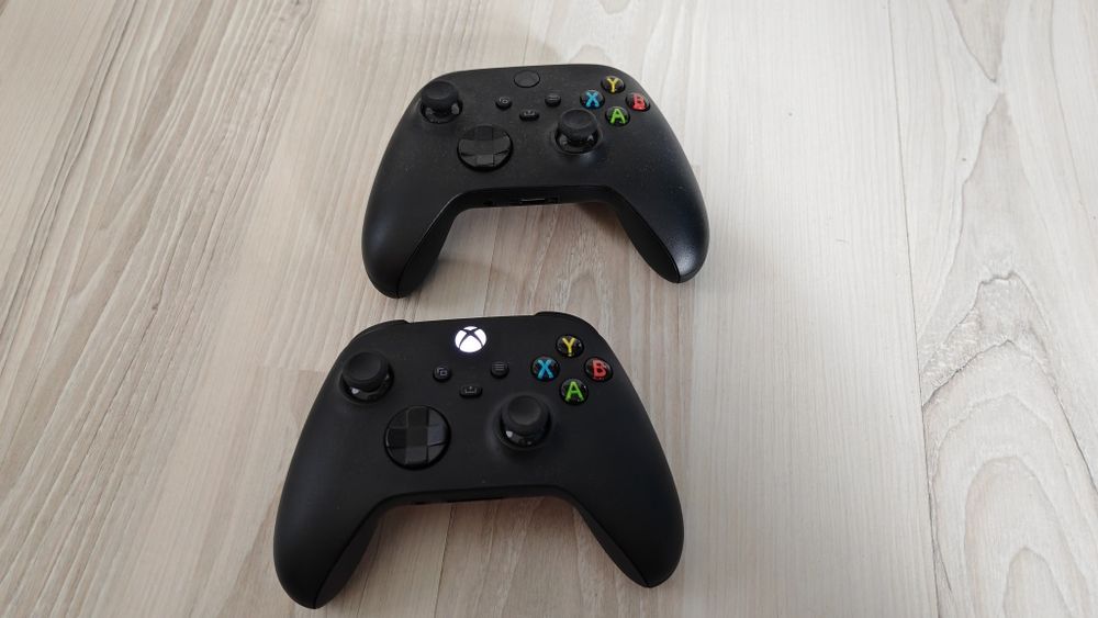 Vând XBOX One X de 1T