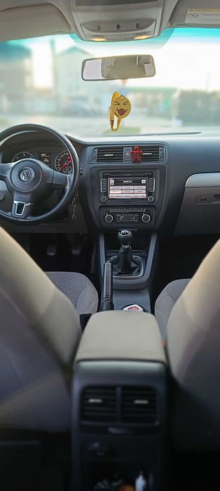 VW Jetta, an 2011, 1.6 TDI, Euro 5, manuală