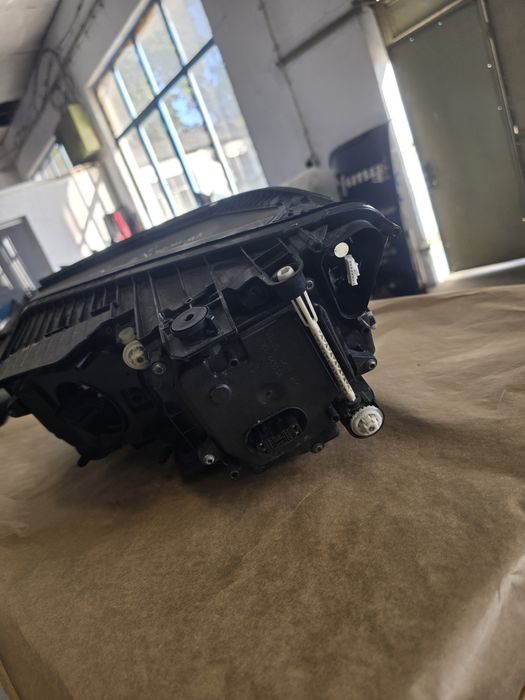VW Touareg 3 18-23 Full Led Matrix R Line десен фар
