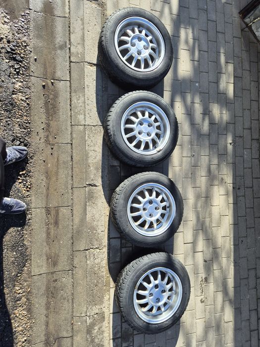 Jante Logan si anvelope 185/65/R15 iarna  4x100 cu buza