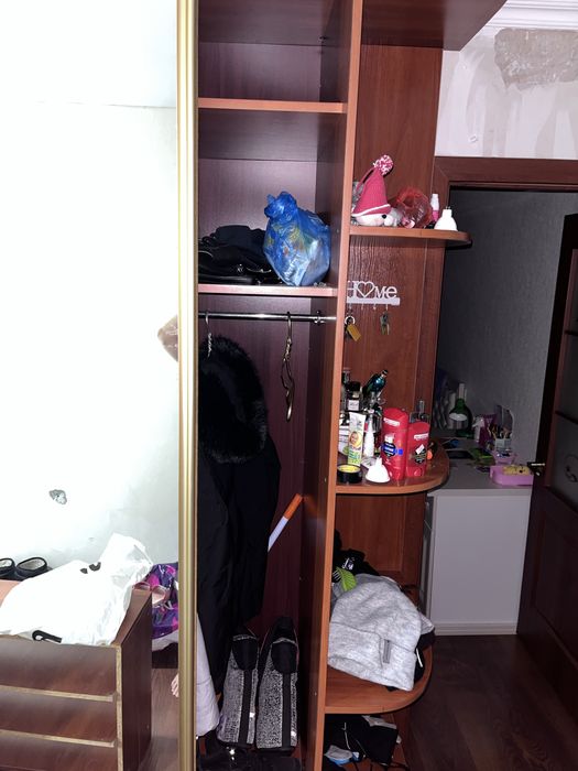 Продам шкаф купе