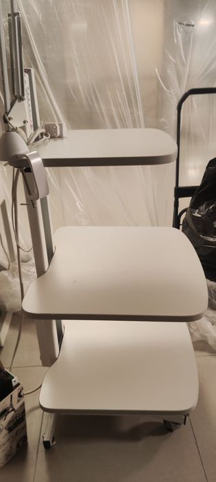 Параван, количка за апаратура