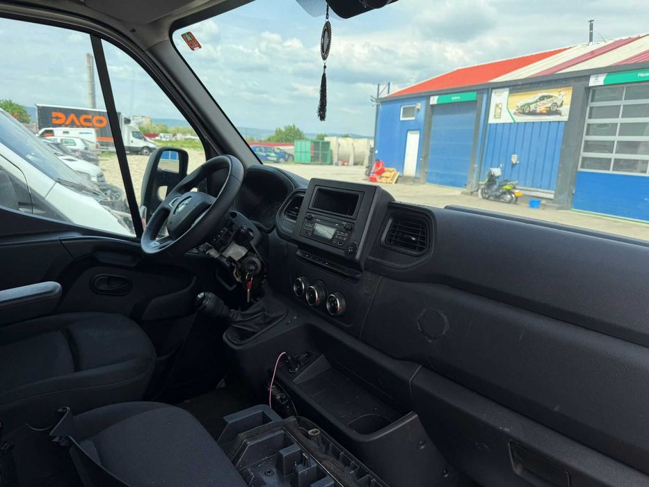Renault Master Prelata 8pal 2023