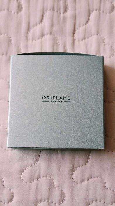 Oriflame, Avon парфюми и бижута