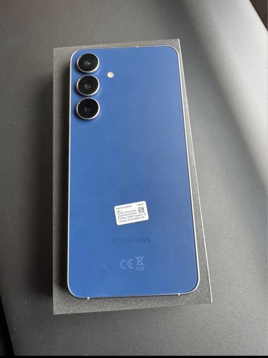 Samsung galaxy  S25 FE 2025