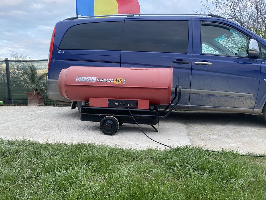 Vând tunuri de căldură