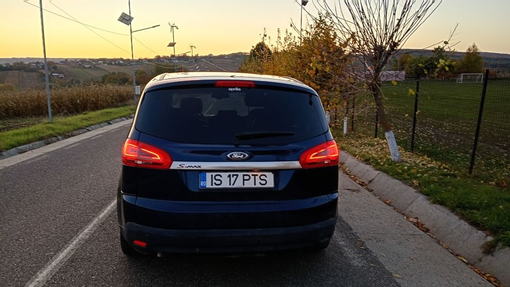 De vânzare Ford s max 2011