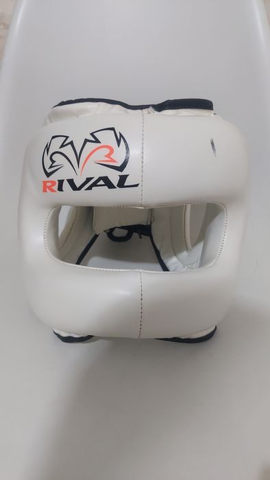 Боксерский шлем с бампером (Rival)