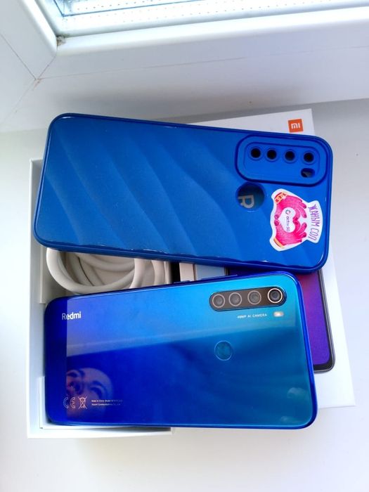 Продам телефон Редми нот 8 б/у отличном состояни