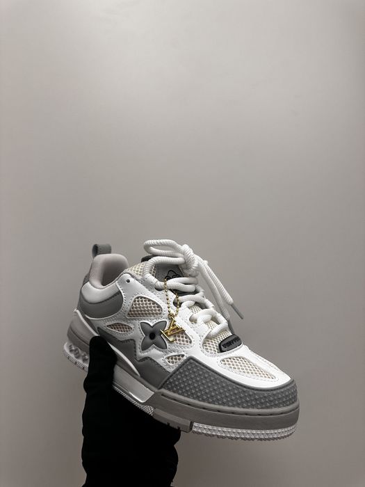 Adidași Louis Vuitton Skate Grey