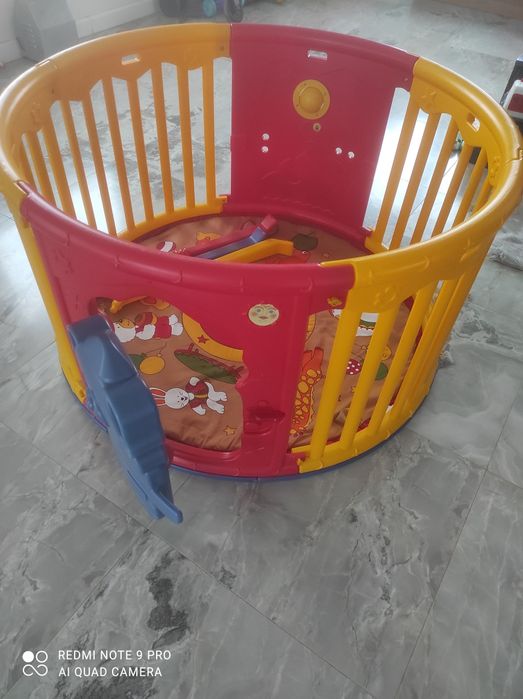 Țarc pentru copiii, Bertoni Lorelli.