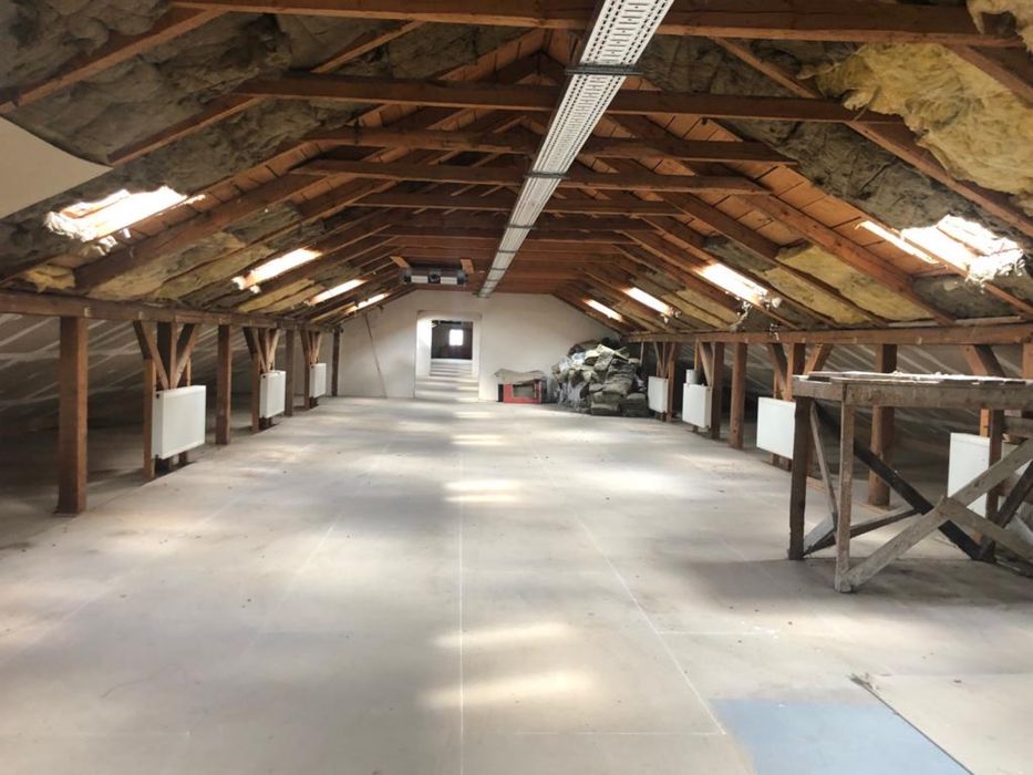 Vand atelier / fabrica mobila