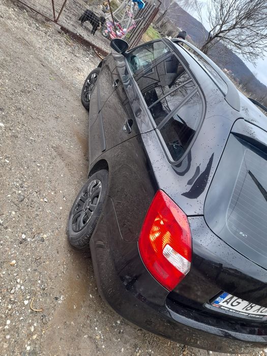 Se vinde Scoda și Seat