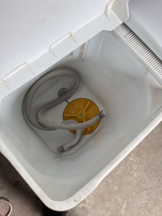 Стиральная машинка (полуавтомат)