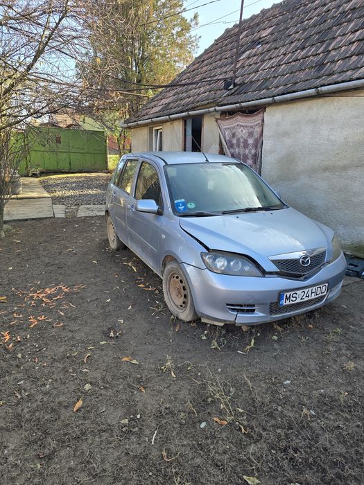 De vanzare .Mazda 2